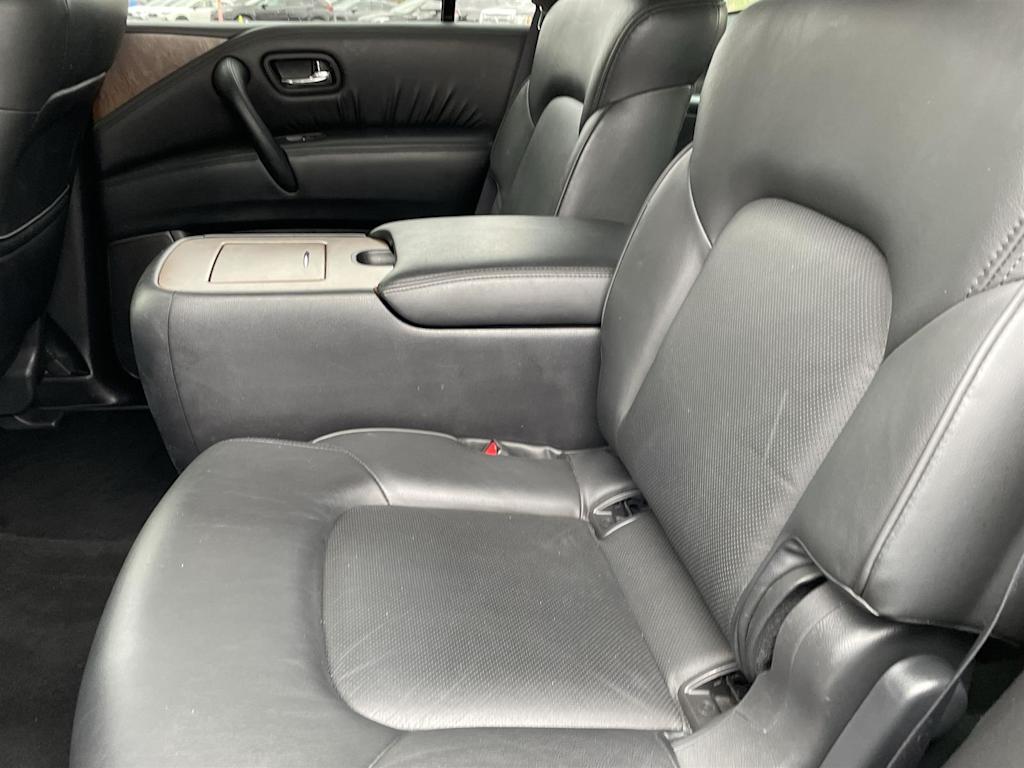 2023 Nissan Armada SL 10