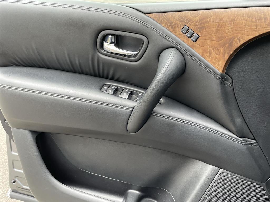 2023 Nissan Armada SL 31