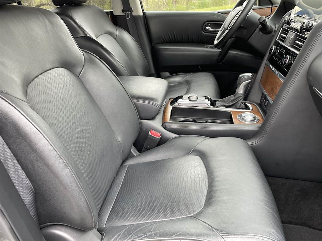 2023 Nissan Armada SL 9