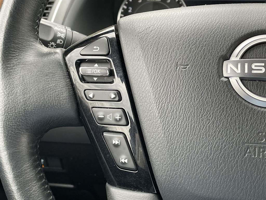2023 Nissan Armada SL 33