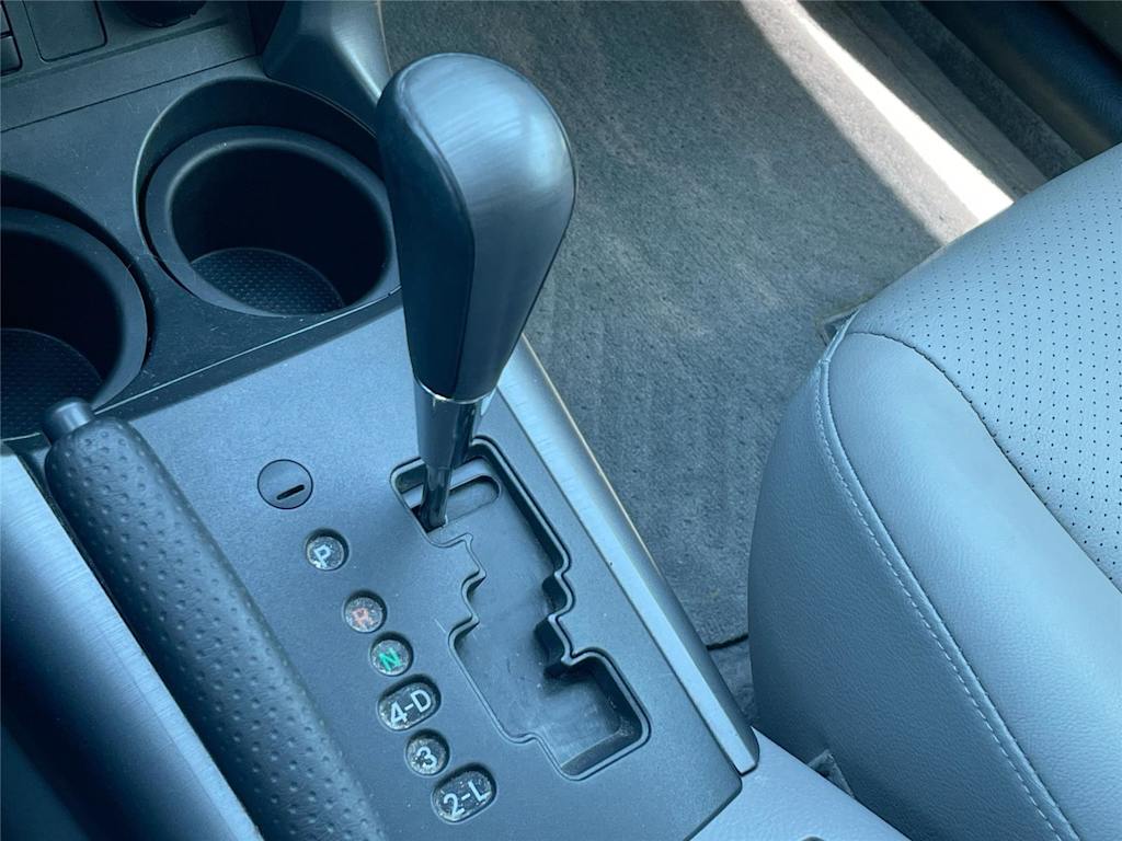 Thumbnail: 2007 Toyota RAV4 - 13