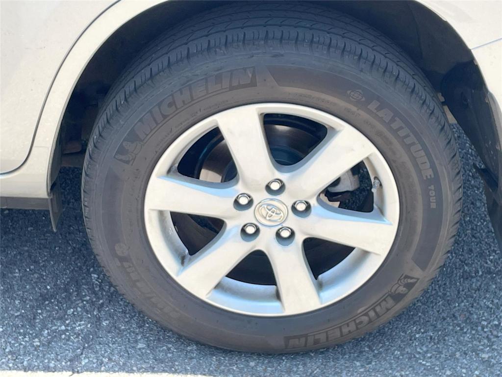 Thumbnail: 2007 Toyota RAV4 - 8