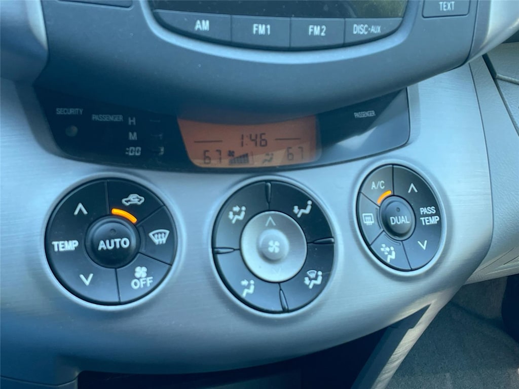 Thumbnail: 2007 Toyota RAV4 - 25