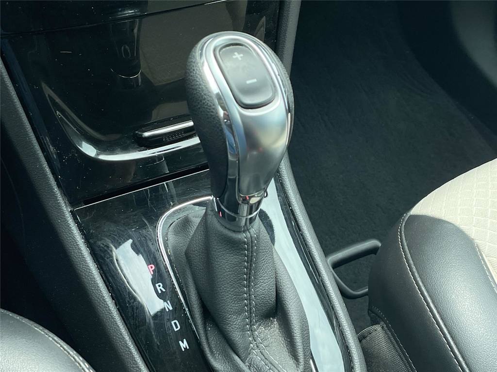 Thumbnail: 2019 Buick Encore - 8