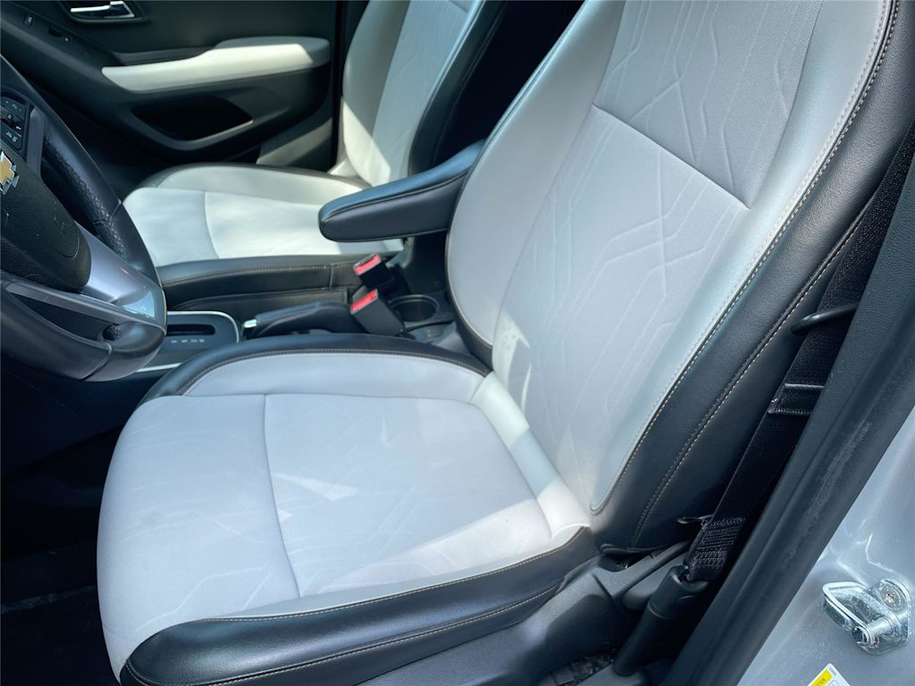 Thumbnail: 2020 Chevrolet Trax - 8