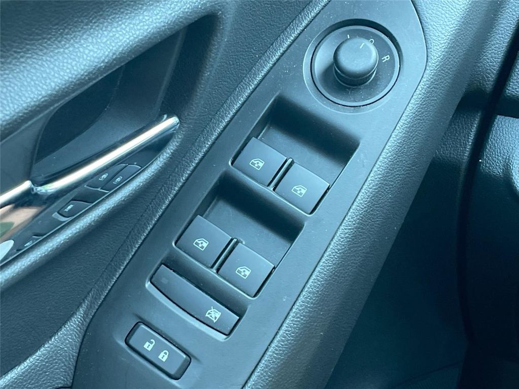 Thumbnail: 2020 Chevrolet Trax - 22