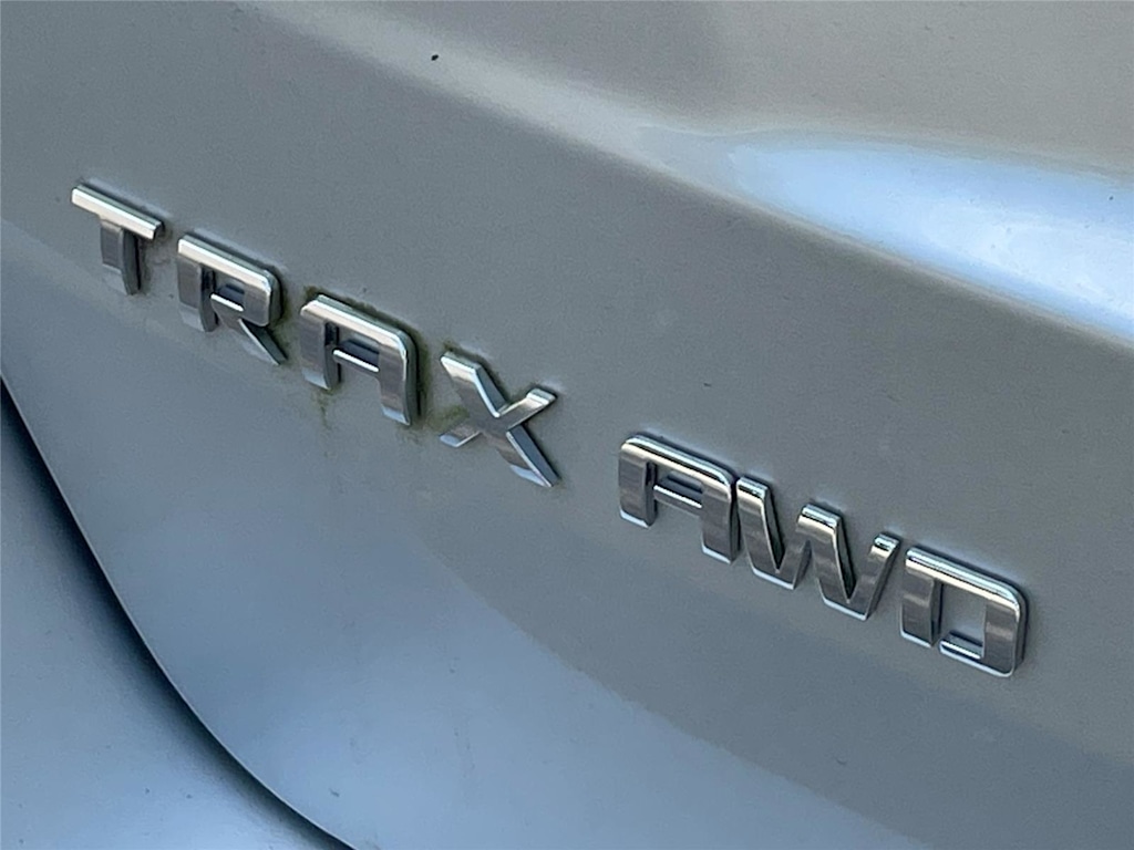 Thumbnail: 2020 Chevrolet Trax - 6