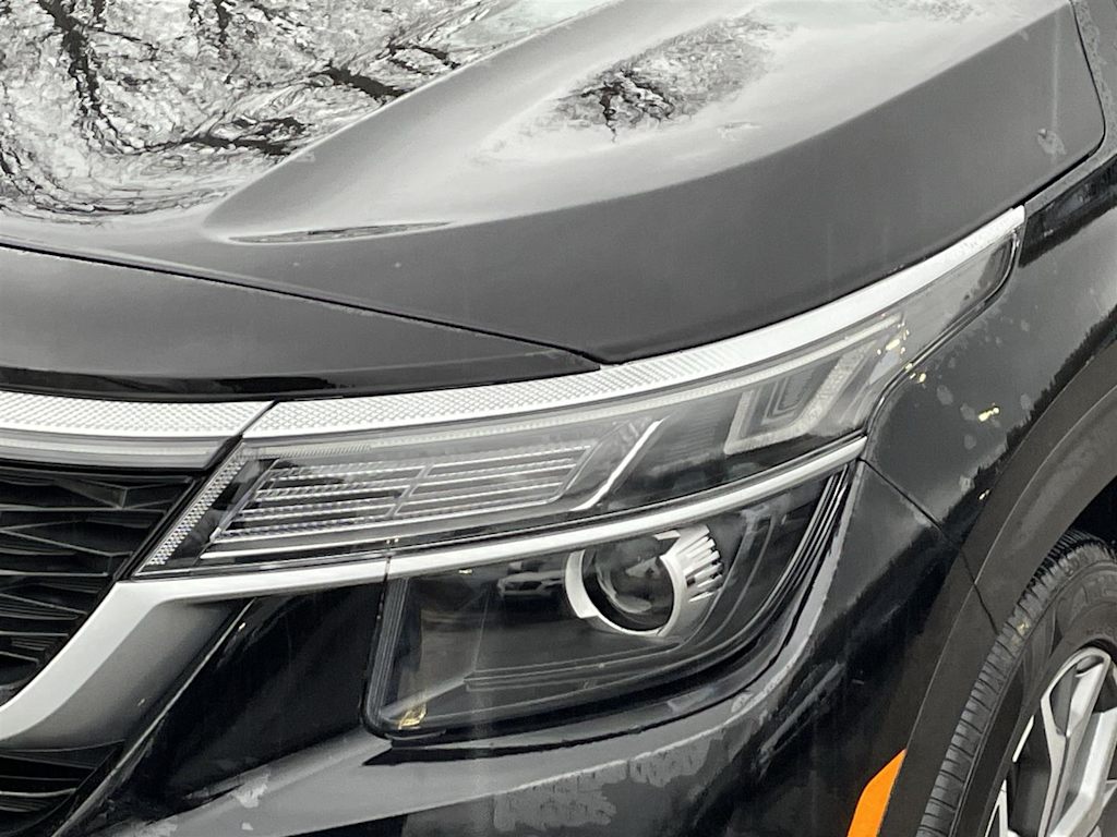 Thumbnail: 2021 Kia Seltos - 12