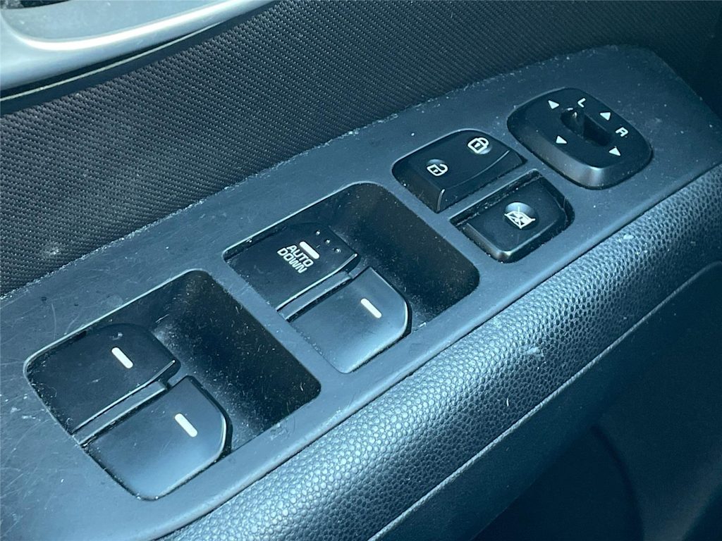 Thumbnail: 2016 Kia Soul - 18