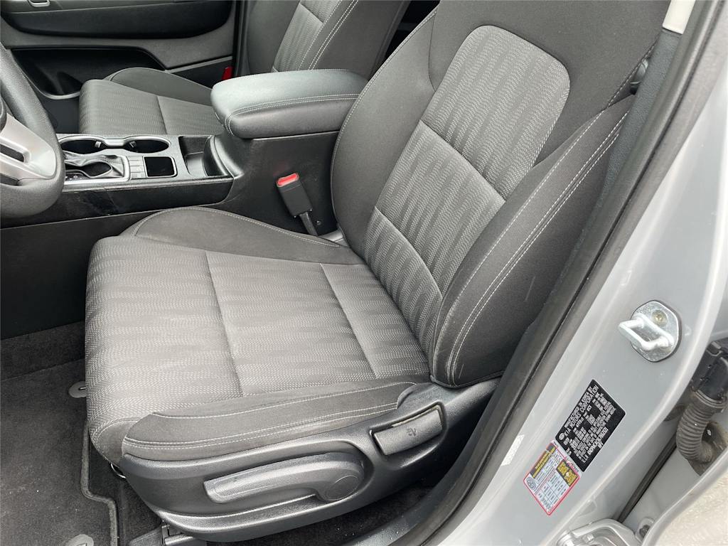 Thumbnail: 2020 Kia Sportage - 9