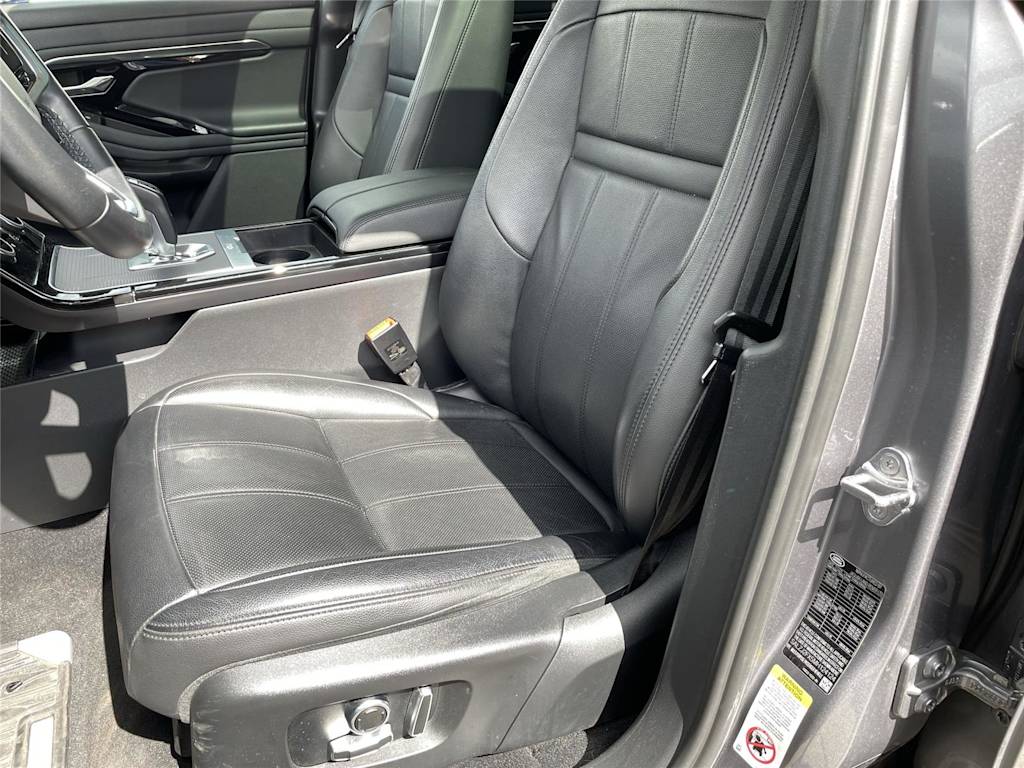 Thumbnail: 2021 Land Rover Range Rover Evoque - 9
