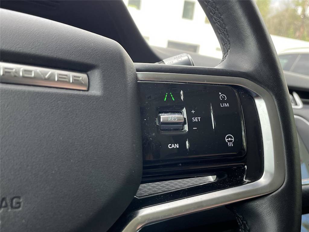 Thumbnail: 2021 Land Rover Range Rover Evoque - 30