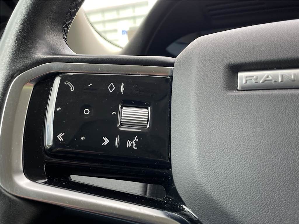 Thumbnail: 2021 Land Rover Range Rover Evoque - 29