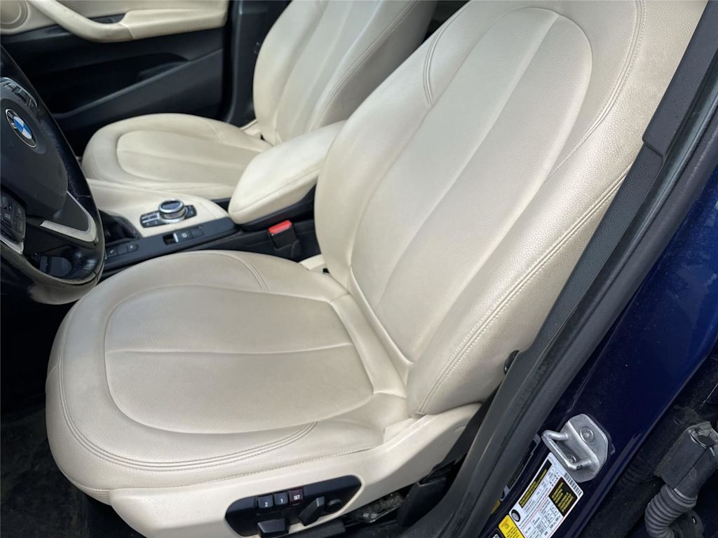 Thumbnail: 2017 BMW X1 - 8