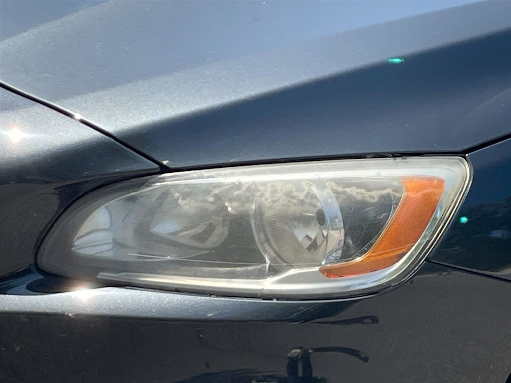 Thumbnail: 2015 Volvo V60 - 15
