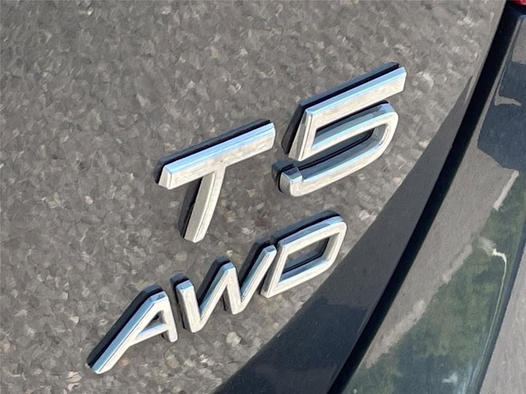 Thumbnail: 2015 Volvo V60 - 6