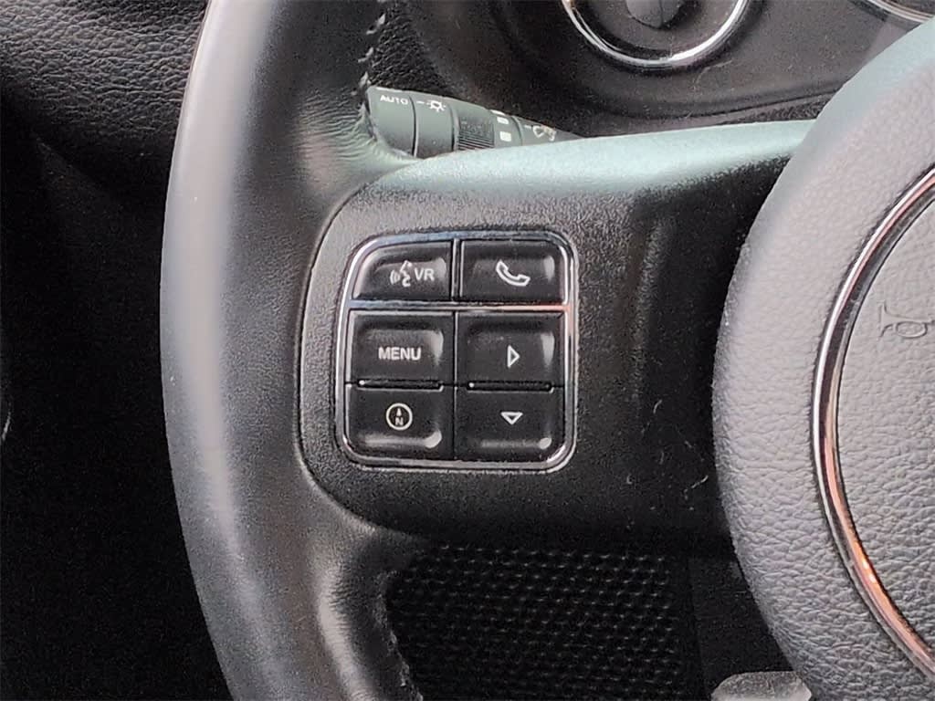 Thumbnail: 2017 Jeep Wrangler - 29