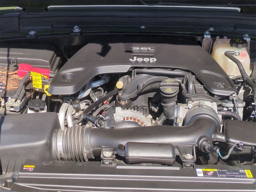 2021 Jeep Wrangler Unlimited Sport 9