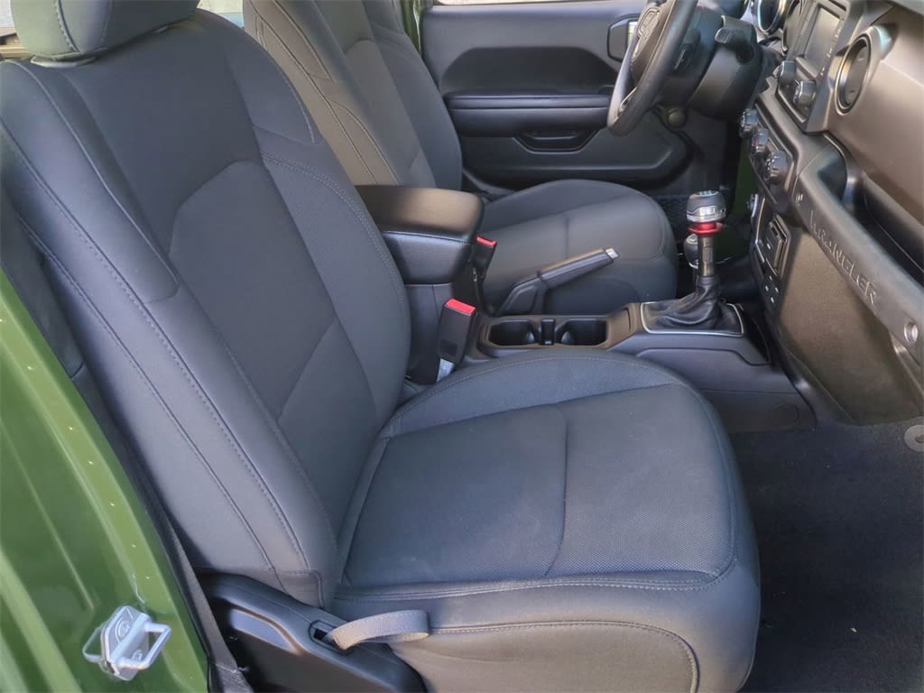 2021 Jeep Wrangler Unlimited Sport 28