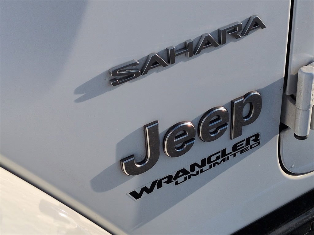 Thumbnail: 2019 Jeep Wrangler - 25