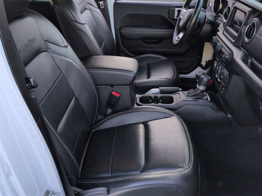 Thumbnail: 2019 Jeep Wrangler - 11