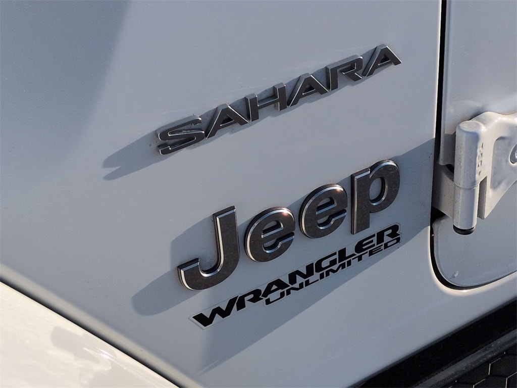 Thumbnail: 2019 Jeep Wrangler - 6