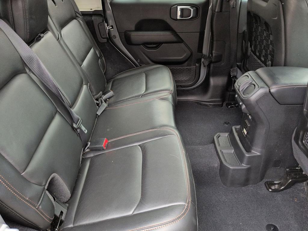 Thumbnail: 2022 Jeep Wrangler - 28