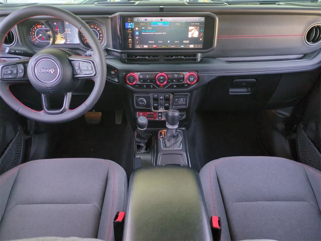 2024 Jeep Wrangler Rubicon 8