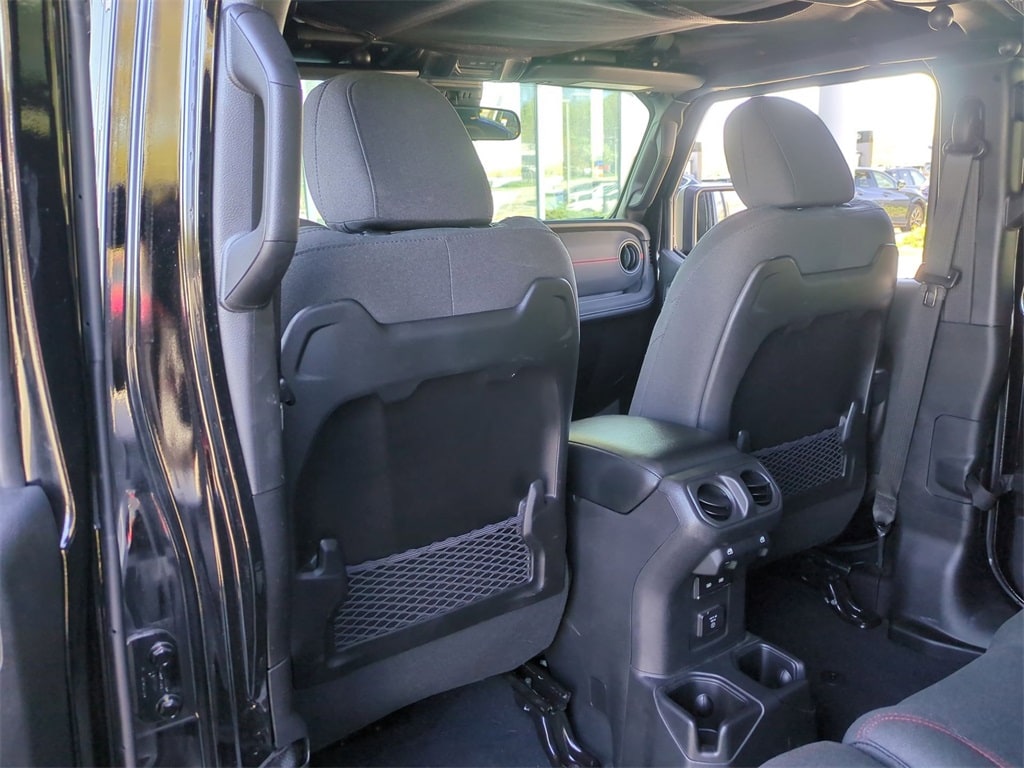 2024 Jeep Wrangler Rubicon 11