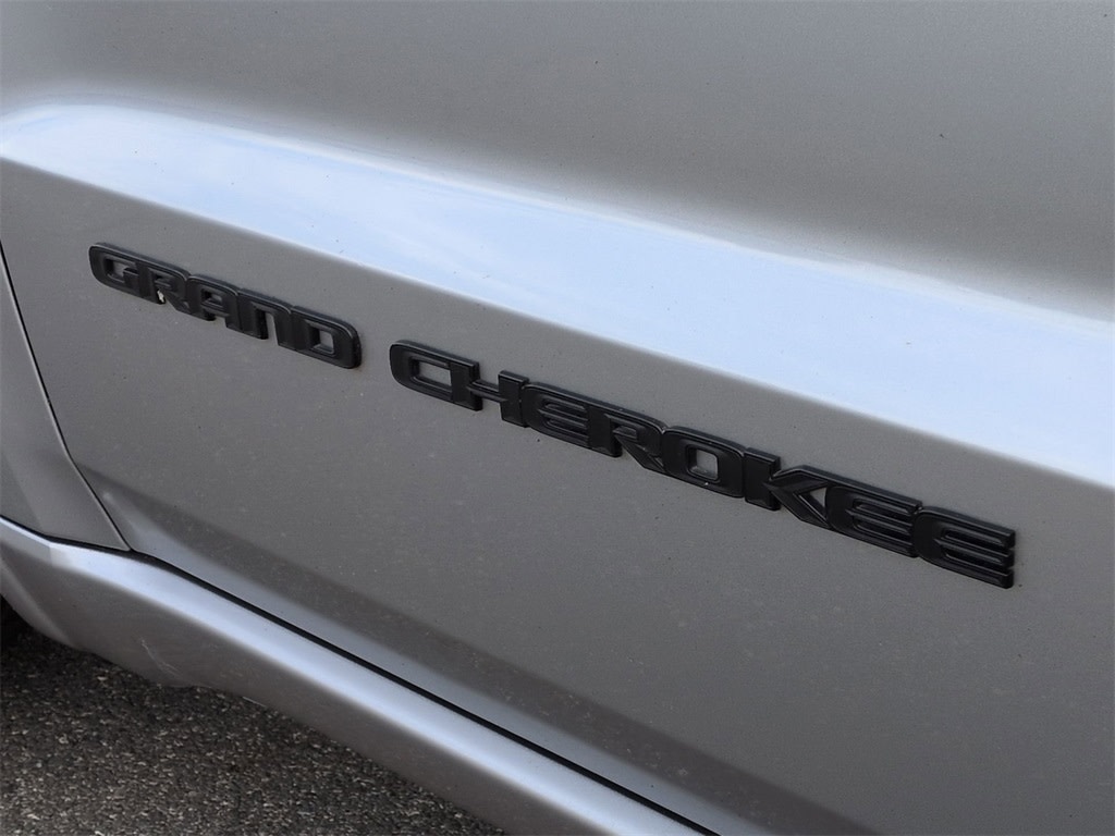 Thumbnail: 2019 Jeep Grand Cherokee - 26