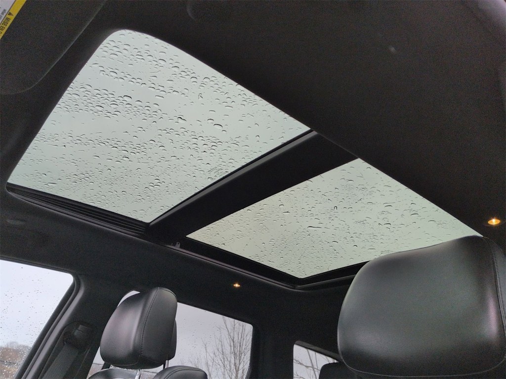 Thumbnail: 2018 Jeep Grand Cherokee - 29