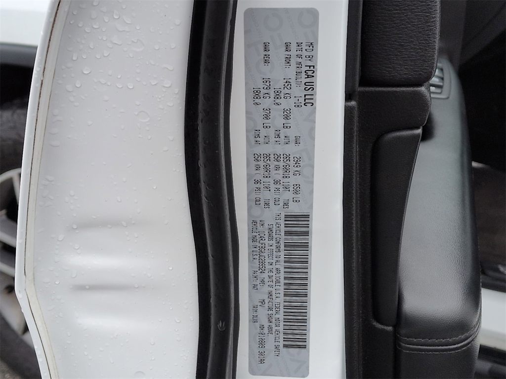 Thumbnail: 2018 Jeep Grand Cherokee - 21