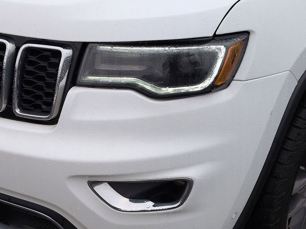 Thumbnail: 2018 Jeep Grand Cherokee - 26