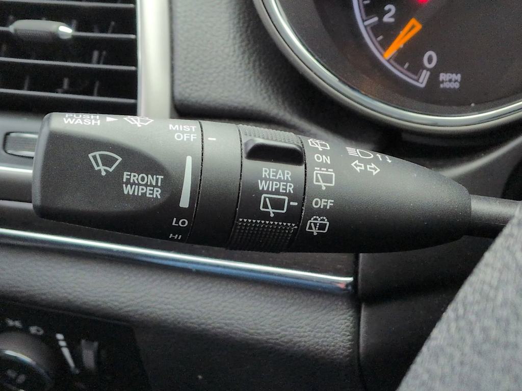 Thumbnail: 2018 Jeep Grand Cherokee - 35