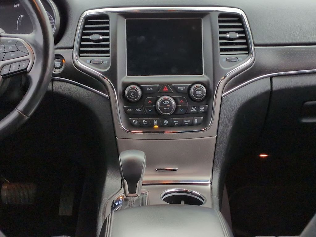 Thumbnail: 2018 Jeep Grand Cherokee - 15