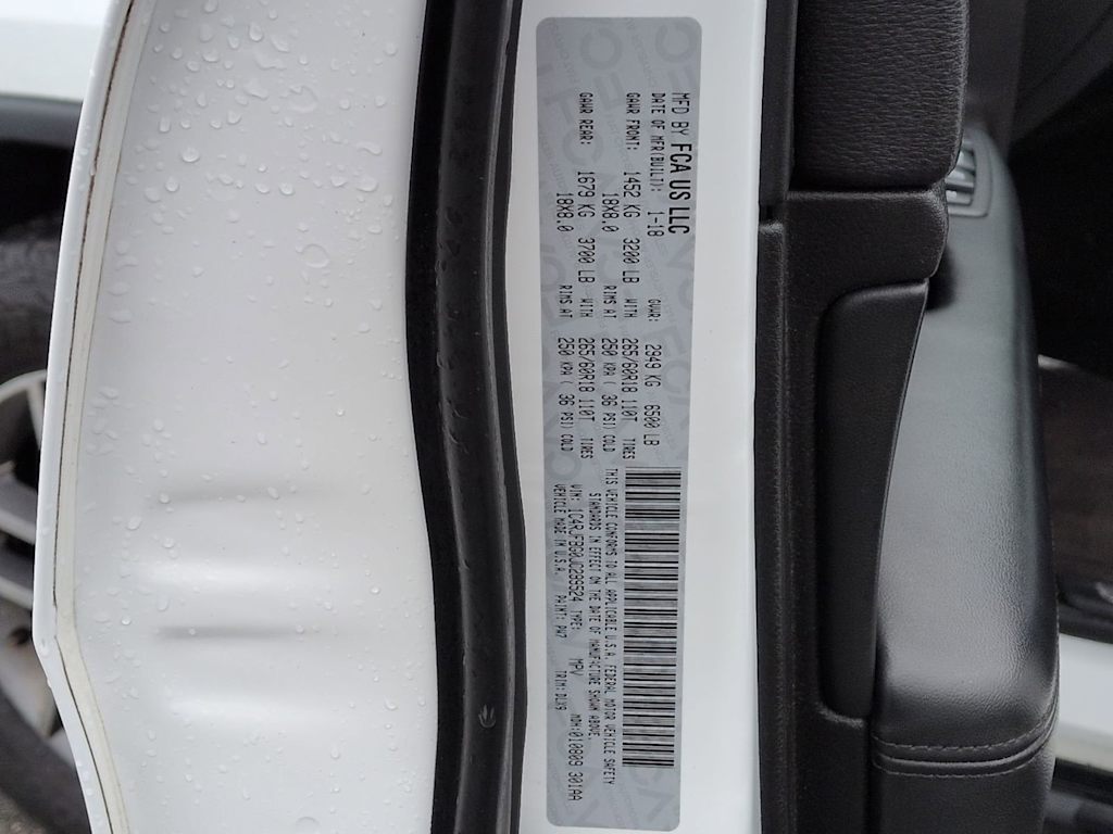 Thumbnail: 2018 Jeep Grand Cherokee - 21