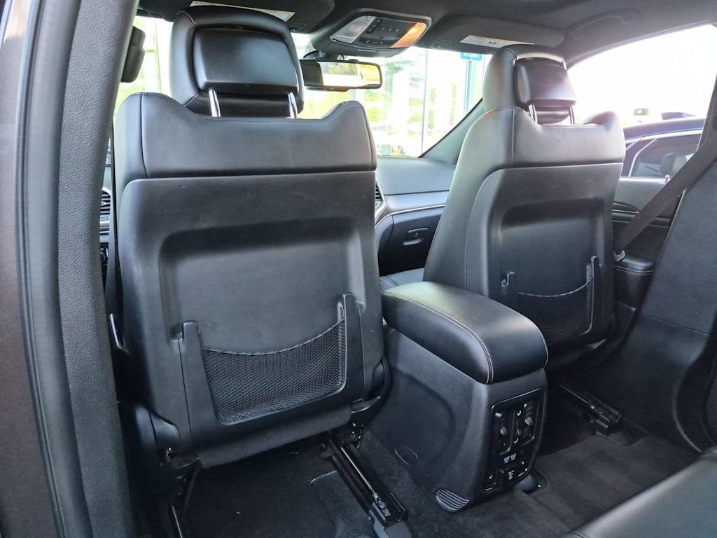 Thumbnail: 2015 Jeep Grand Cherokee - 13