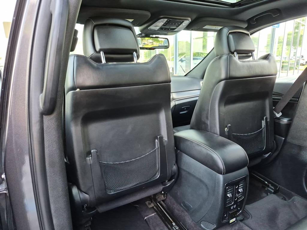 Thumbnail: 2016 Jeep Grand Cherokee - 13