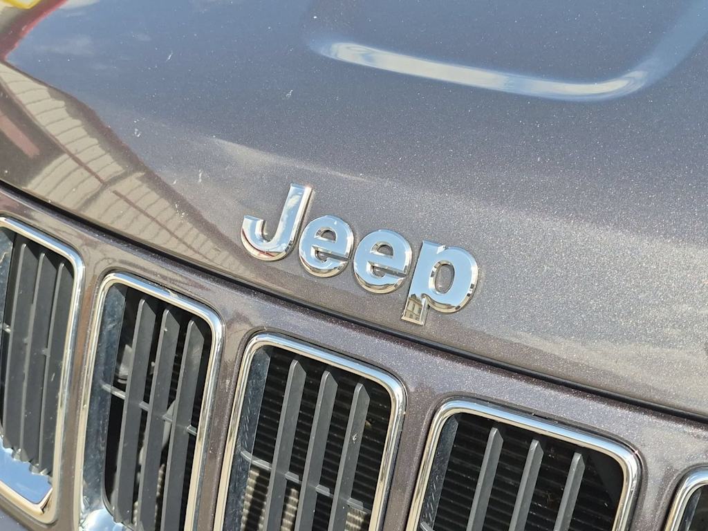 Thumbnail: 2016 Jeep Grand Cherokee - 7