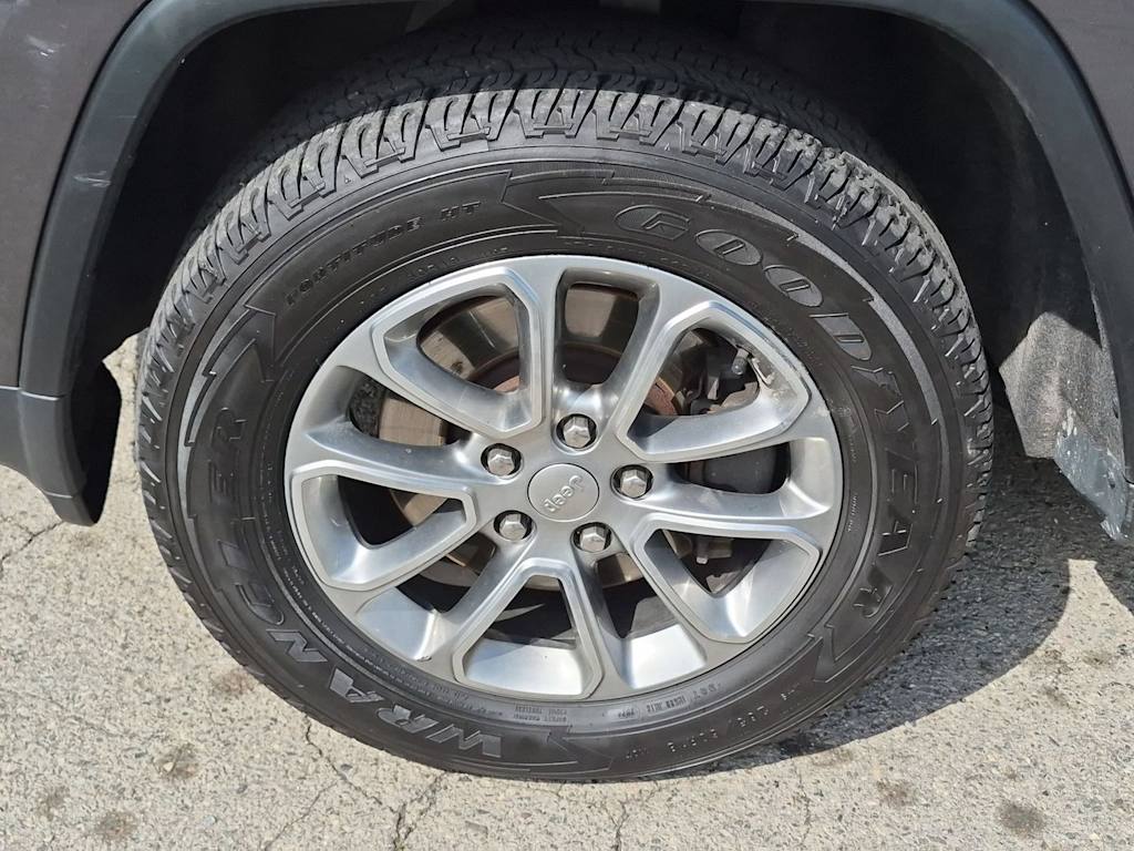 Thumbnail: 2016 Jeep Grand Cherokee - 8