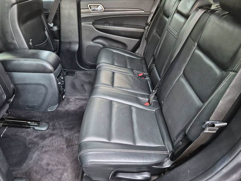 Thumbnail: 2016 Jeep Grand Cherokee - 30