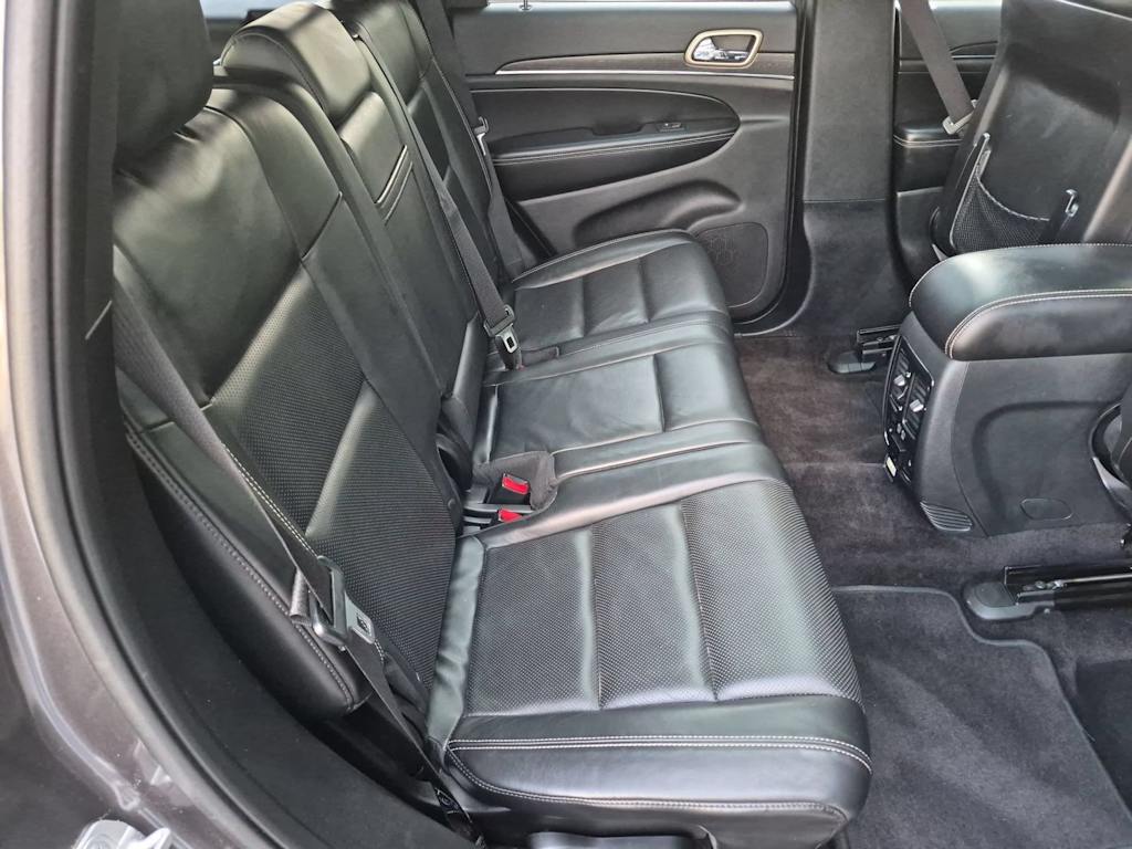 Thumbnail: 2016 Jeep Grand Cherokee - 31