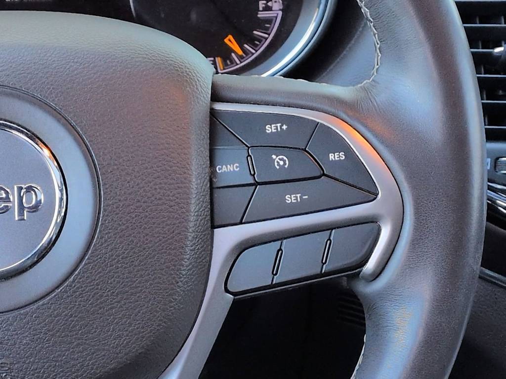 Thumbnail: 2019 Jeep Grand Cherokee - 33
