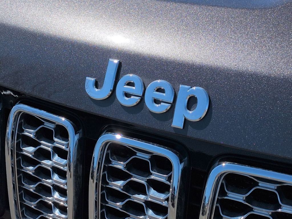 Thumbnail: 2019 Jeep Grand Cherokee - 6