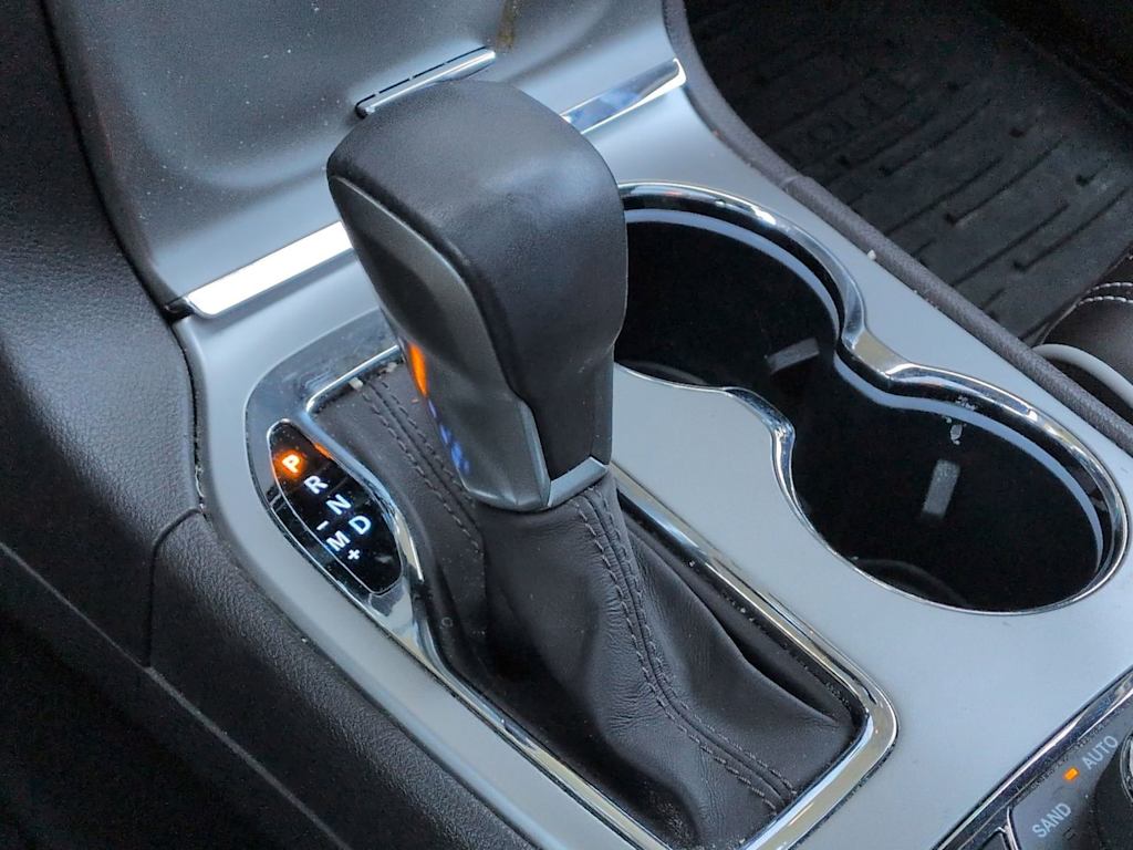 Thumbnail: 2019 Jeep Grand Cherokee - 15