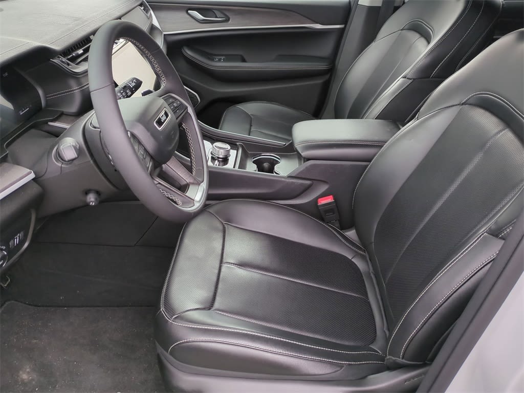 Thumbnail: 2024 Jeep Grand Cherokee - 11