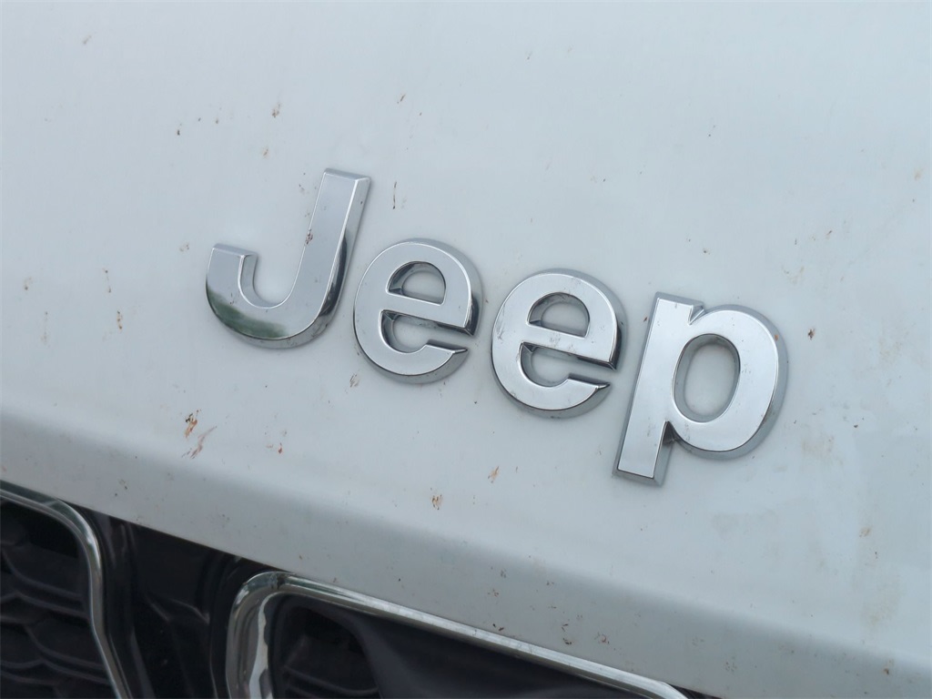Thumbnail: 2024 Jeep Grand Cherokee - 7