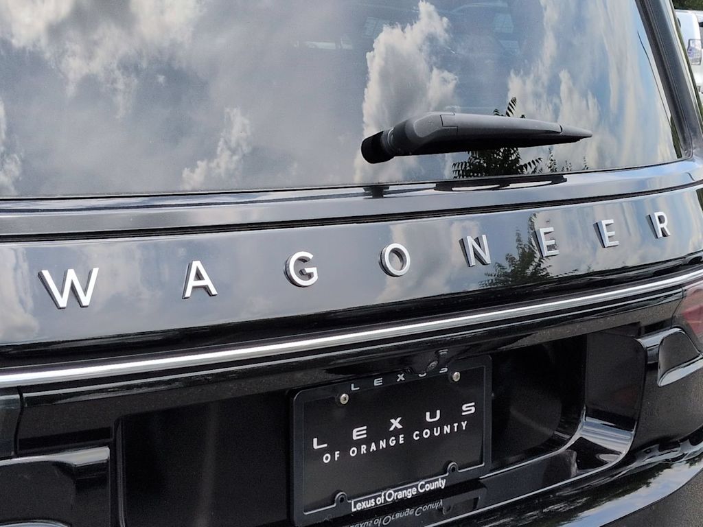 Thumbnail: 2024 Jeep Wagoneer - 13