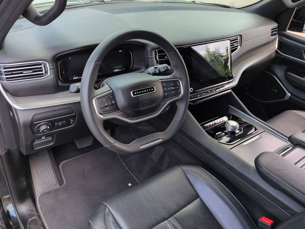 Thumbnail: 2024 Jeep Wagoneer - 2