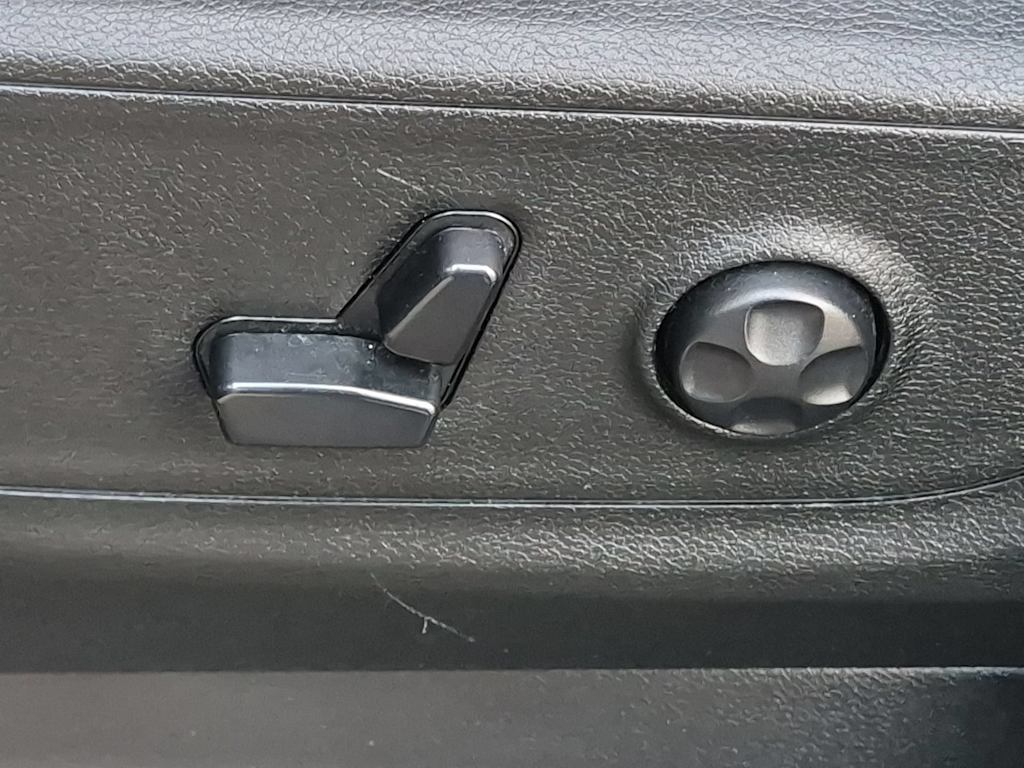 Thumbnail: 2020 RAM 1500 - 28